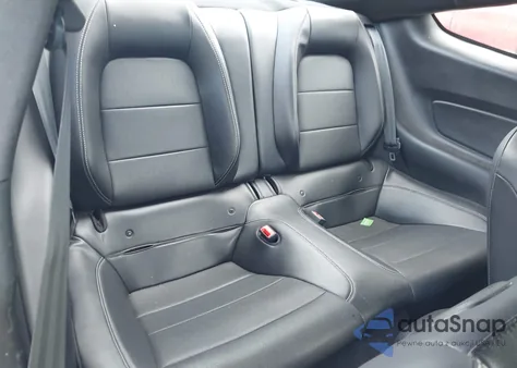 2020 Ford Mustang Ecoboost Premium Fastback z USA, uszkodzony, nr VIN 1FA6P8THXL5136610